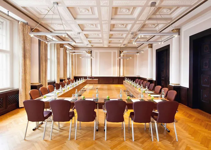 Moevenpick Am Potsdamer Platz Hotel 4*