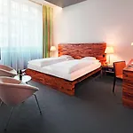 Moevenpick Am Potsdamer Platz Hotel 4*