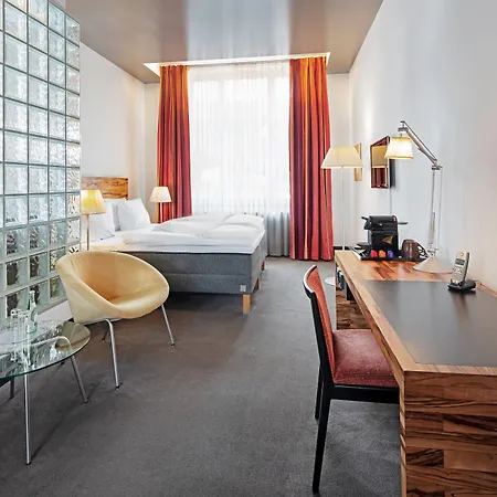 Moevenpick Am Potsdamer Platz Hotel 4*