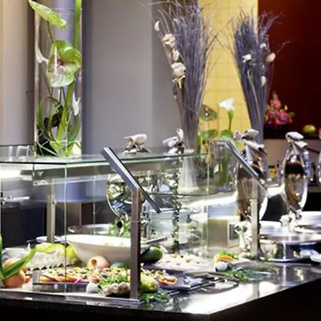 Moevenpick Am Potsdamer Platz Hotel 4*