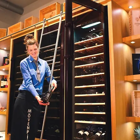 柏林波茨坦广场穆芬匹克酒店