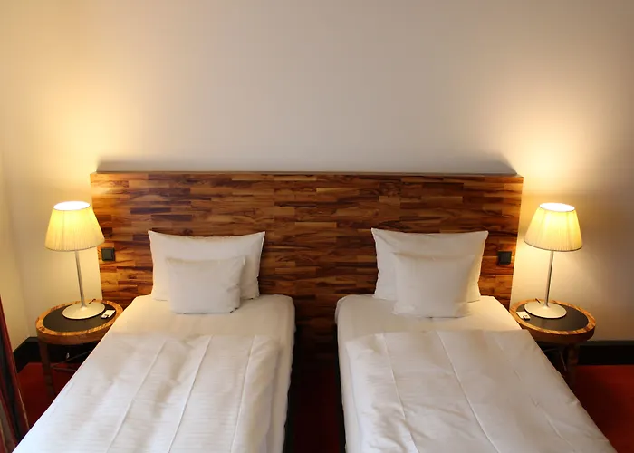 Hotel Moevenpick Am Potsdamer Platz 4*