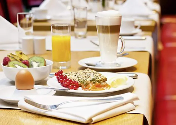 ホテル Moevenpick Am Potsdamer Platz 4*